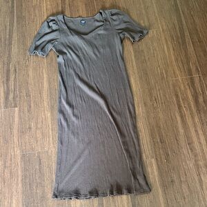 Elegant Brown Ribbed Dress from Gap